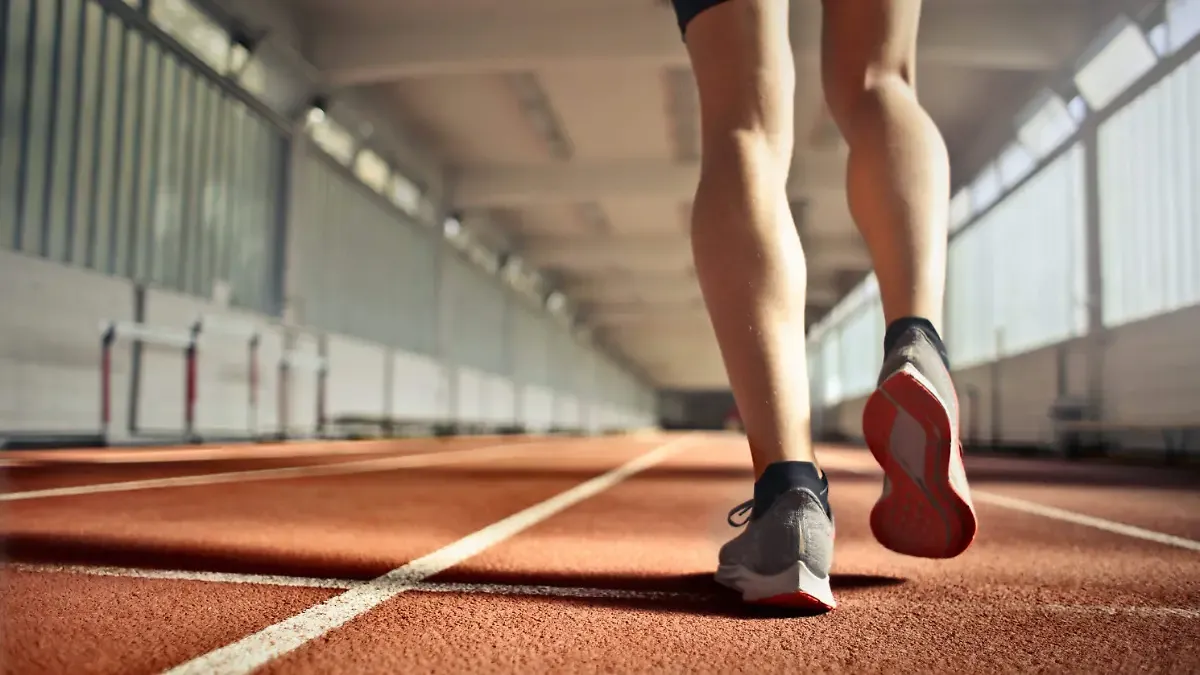Así es la caminata japonesa que promete beneficios para la salud en 30 minutos