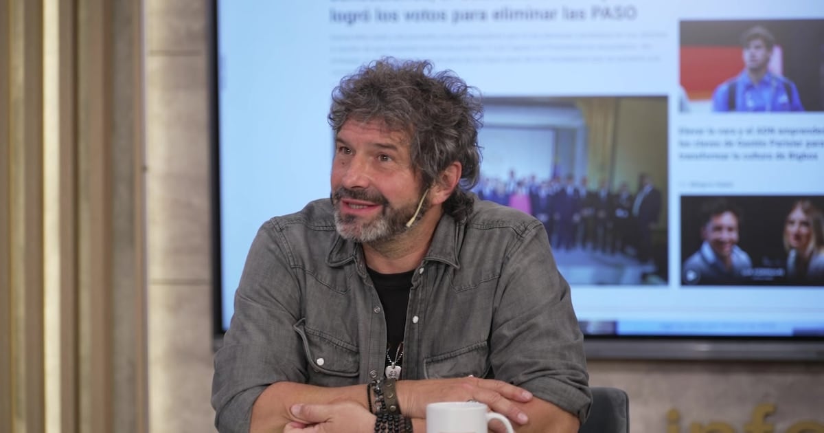 Noble rescata del cajón las canciones que el público ya se sabía de memoria