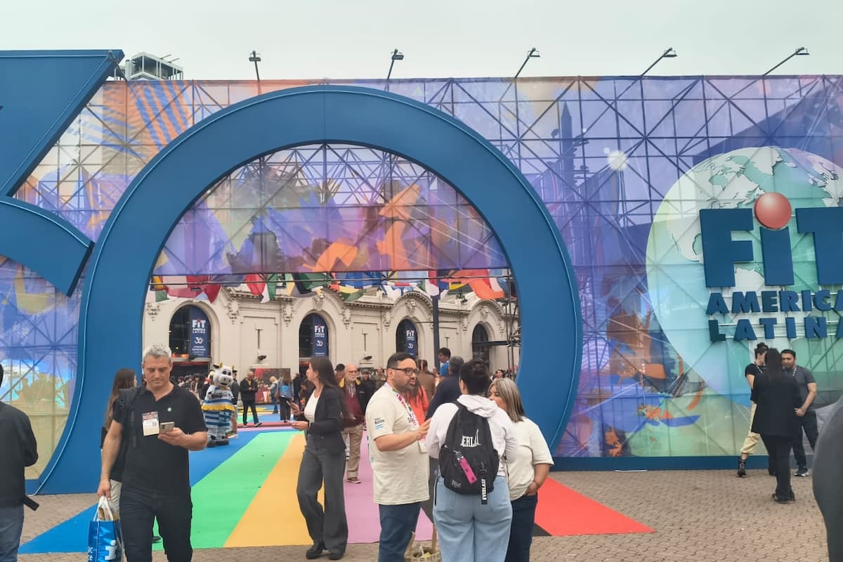 Brasil, Uruguay y Chile salieron a seducir al turista argentino con beneficios, obras y fiestas hasta enero