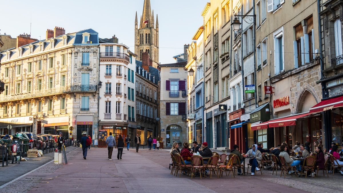 Limoges, la capital francesa de la porcelana y el esmalte que invita a recorrer su historia entre museos y talleres