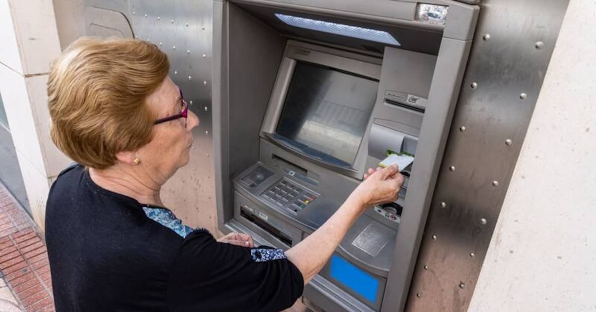 Jubilaciones de octubre: la mínima totalizará 505.748,51 pesos con bono incluido y el calendario arranca el jueves 8