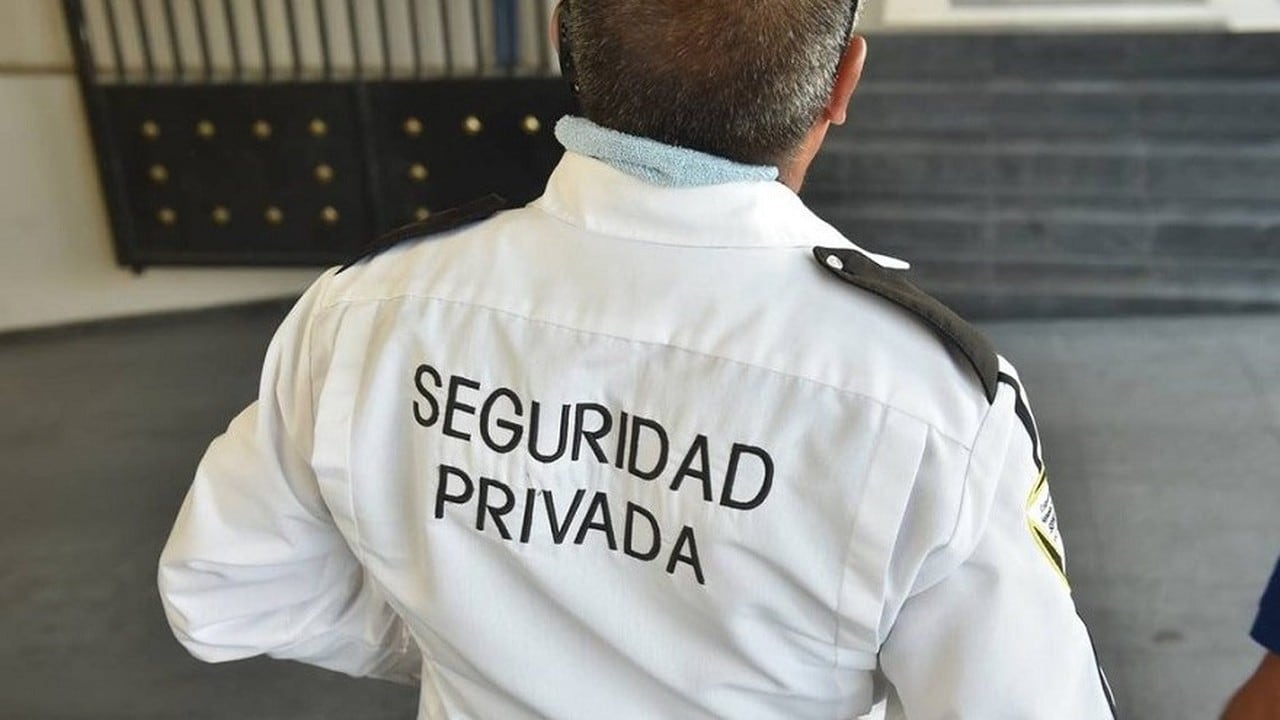 Escala salarial de octubre en seguridad privada: el vigilador general percibe un total conformado cercano a los 1,84 millones de pesos