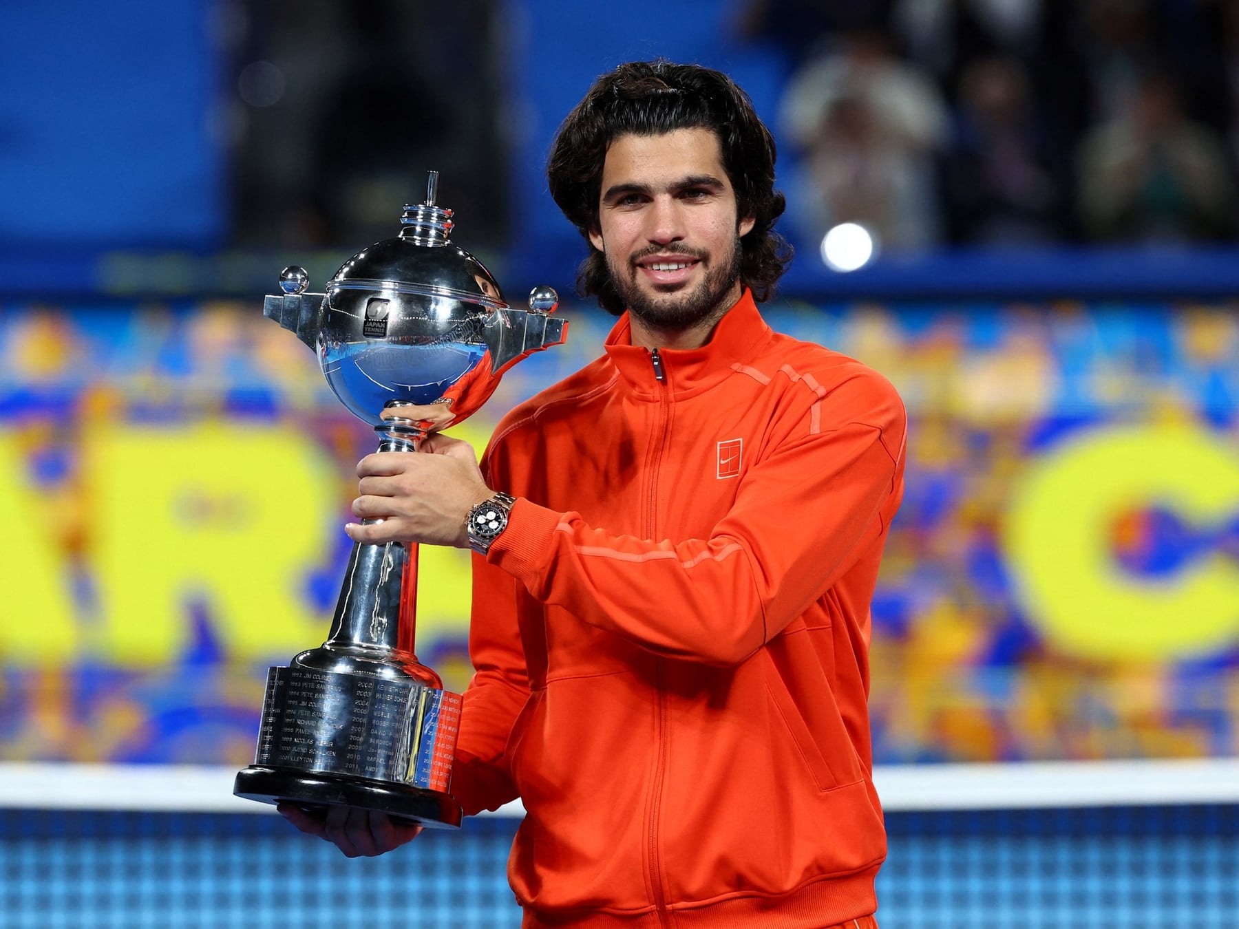 El murciano que no se baja: Alcaraz aguantó a Lehecka, festejó en Tokio y se prendió en la historia grande del tenis español