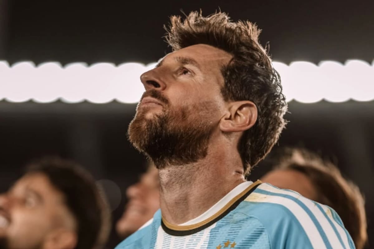 El último baile del diez: Messi cerró su historia con la celeste y blanca en una noche de gol y emoción en el Monumental