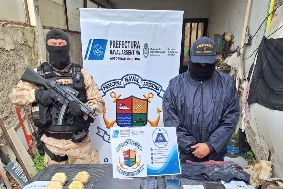 Diez kilos de oro secuestrados en Caleta Olivia: los encontraron dentro del tanque de un inodoro en desuso