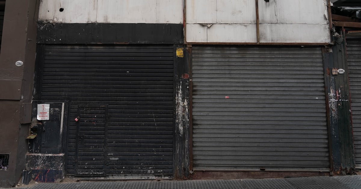 Se profundiza la caída del entramado productivo: casi mil empresas cerraron en julio y la tendencia lleva dieciocho meses sin freno
