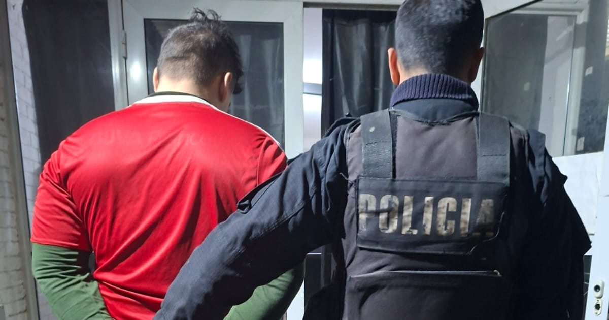 Rosario: un ex policía exonerado quedó detenido por el femicidio de una joven de 26 años dentro de una pensión