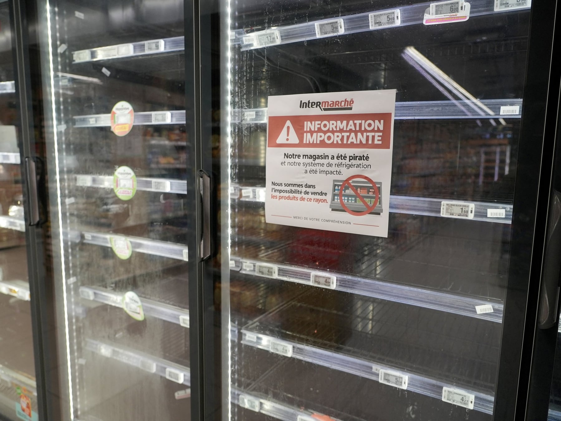 Francia: hackearon las heladeras de 350 supermercados y la mercadería se pudrió a distancia