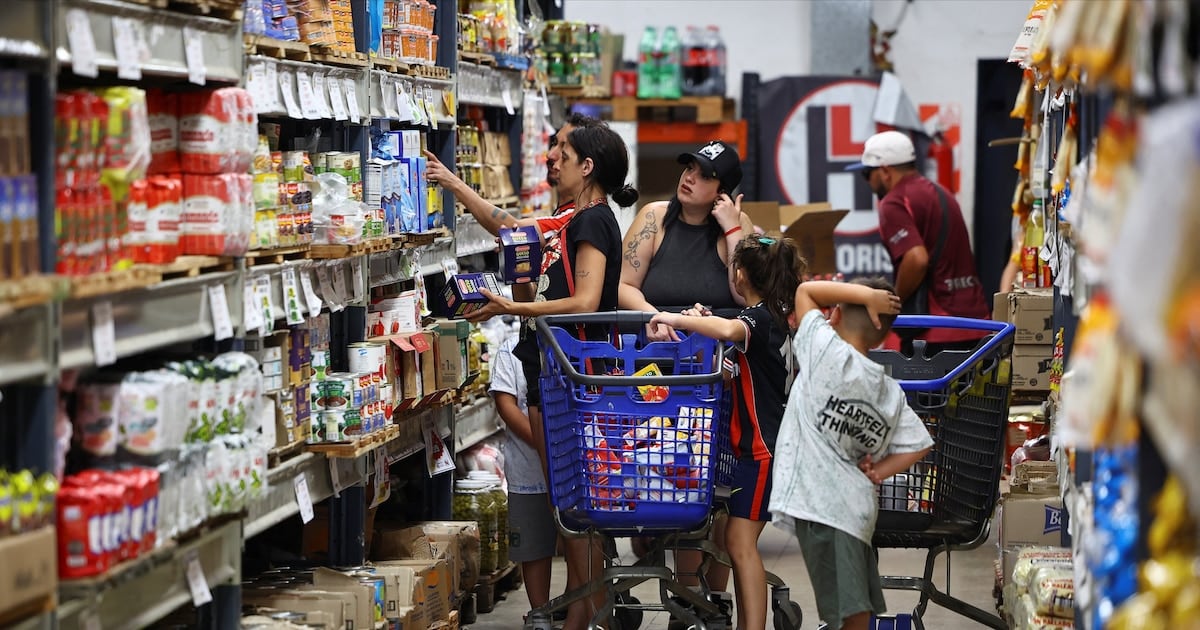 La inflación de septiembre cerró en 1,9% y el REM no proyecta descensos por debajo de 1,6% mensual hasta 2027