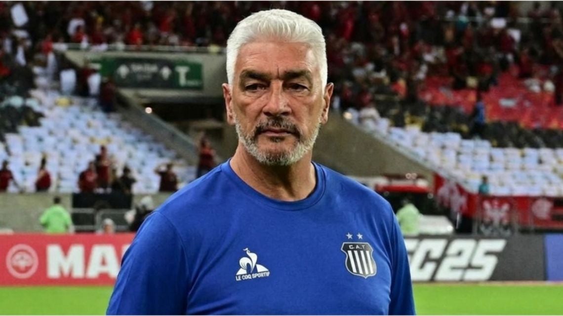 Talleres se hundió en La Bombonera y De Felippe se hartó: la frase del DT que resume la crisis
