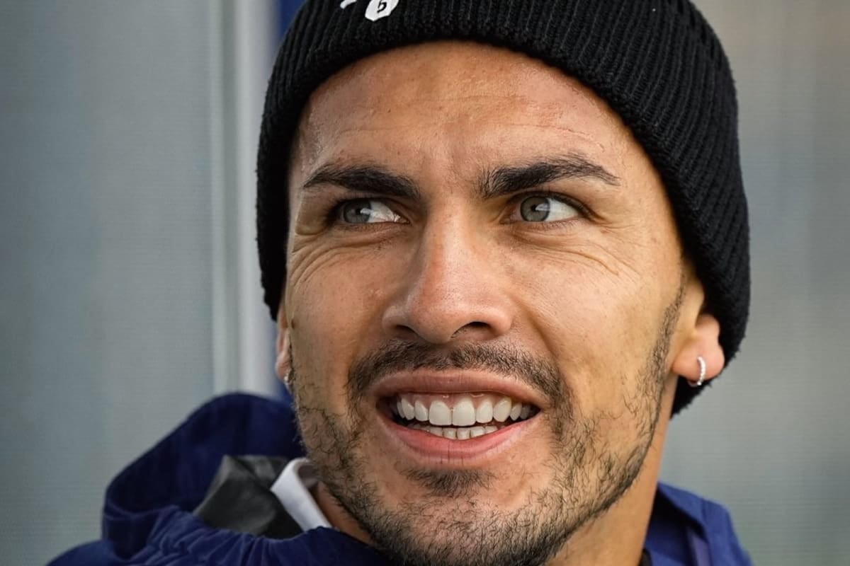 Paredes se prueba los botines y mete la mano en el bolsillo del Vasco: ¿salta al Maracaná o lo guardan en el freezer?