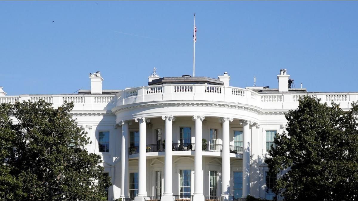 Castigan a una aceleradora china por ayudar, según Washington, a un ex de Google que se llevó secretos de inteligencia artificial