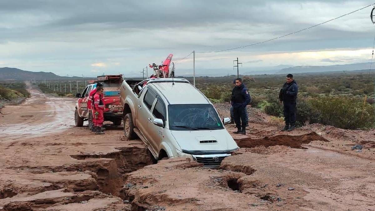 Tormentas en Neuquén dejan daños y graves riesgos en dos rutas Provinciales