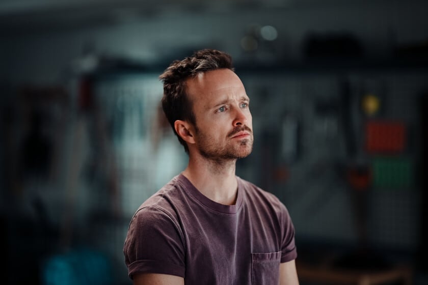 Aaron Paul quedó en un pestañeo de Clayface y el público ni lo notó