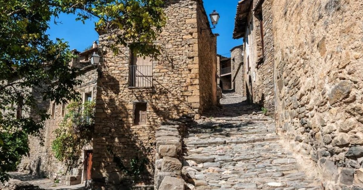 Montañana: veinte vecinos y una medievalidad que se niega a caer